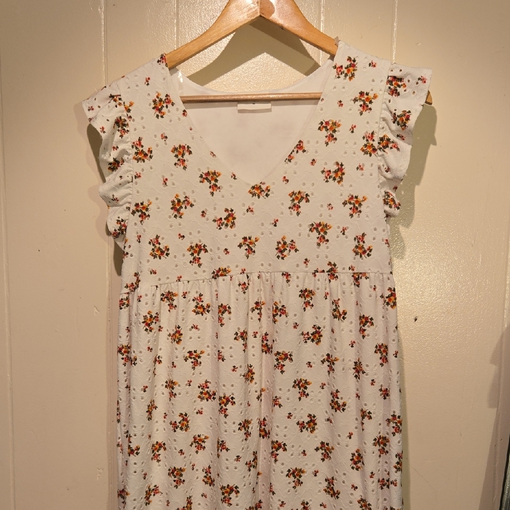 White, Breathable Everly Elegant Midi Dress With Lining And Small Floral Pattern